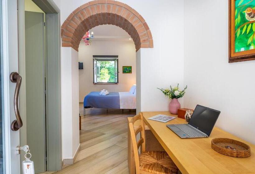 스탠다드 트리플 룸, Agriturismo Fattoria Podere Peciano