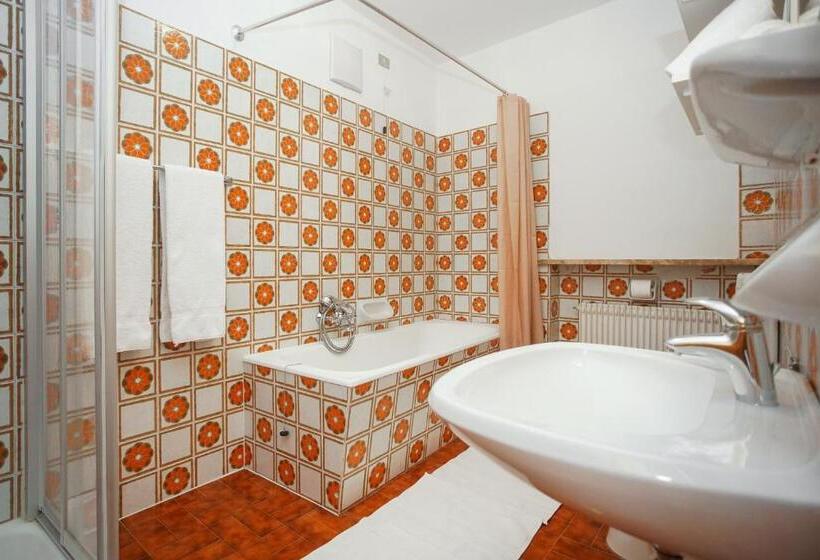 Апартаменты 2 Спальни, Gasleidhof