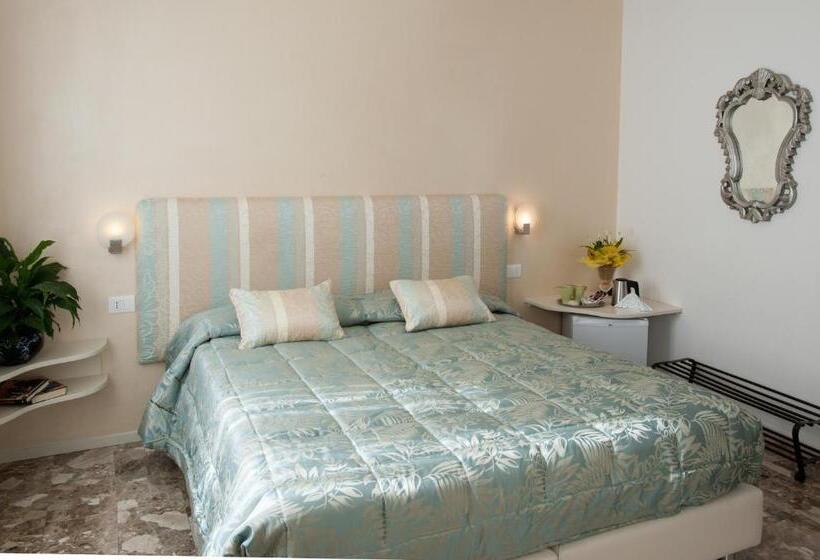 חדר סטנדרט, Affittacamere Da Paulin