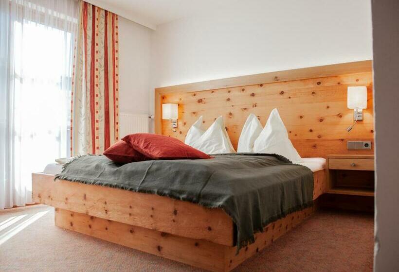 غرفة قياسية مزوَّدة بشُرفة, Haus Kathrin