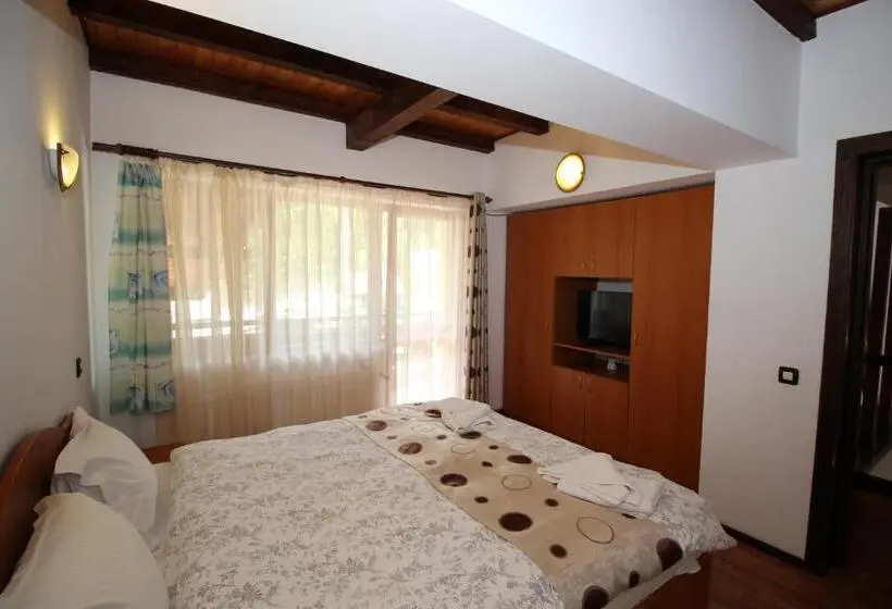Duplex-huoneisto 1 Makuuhuone, Pensiunea Eliza