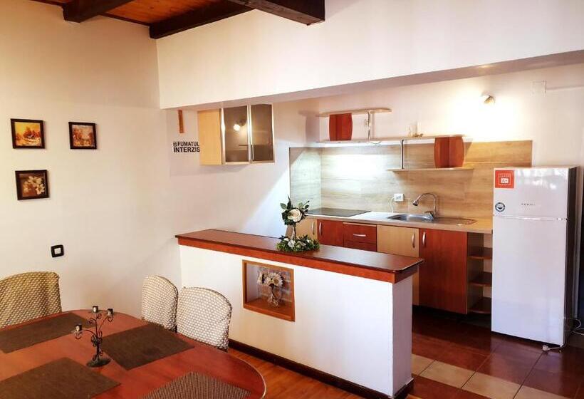 דירת שני חדרים, Pensiunea Eliza