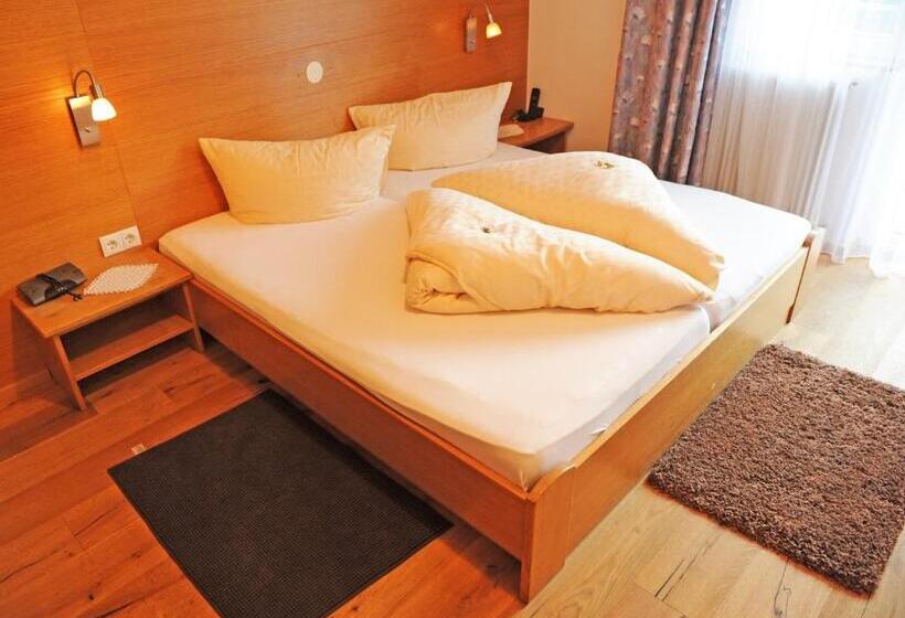 标准间带阳台, Pension Olympia