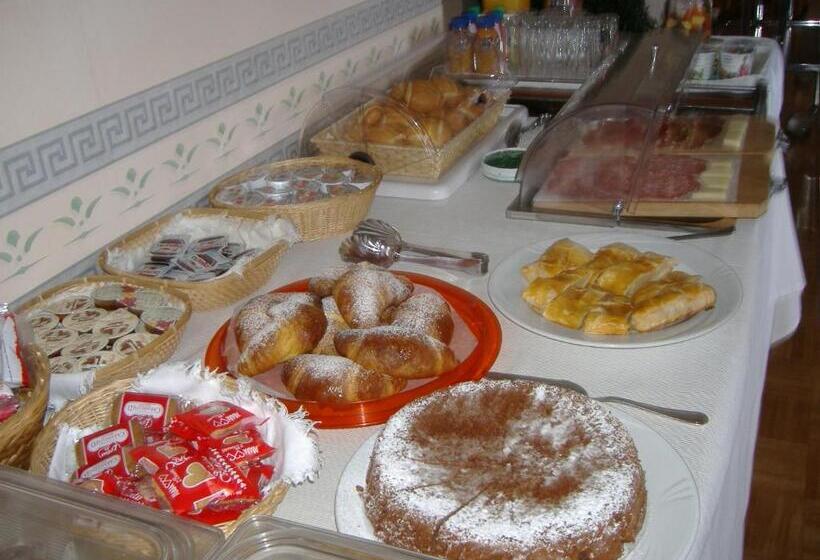 バルコニー付きシングルスタンダードルーム, Residence Hotel Montechiara