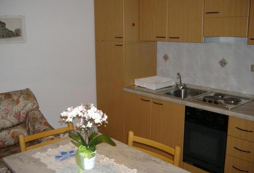 バルコニー付き1ベッドルームアパートメント, Residence Hotel Montechiara