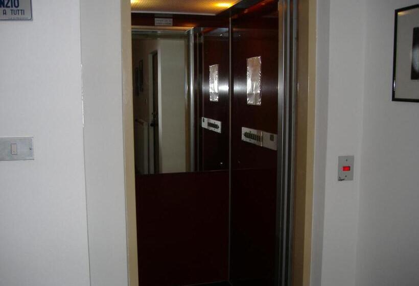 バルコニー付2ベッドルームアパートメント, Residence Hotel Montechiara