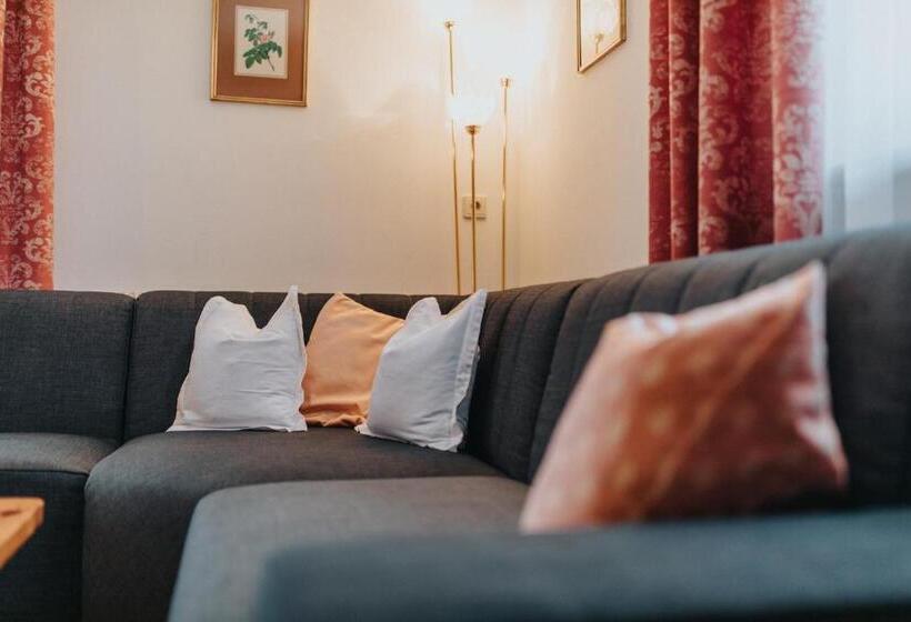 带3个卧室的公寓, Residence Obermoarhof   Comfortable Apartments For Families, Swimmingpool, Playing Grounds, Almencar