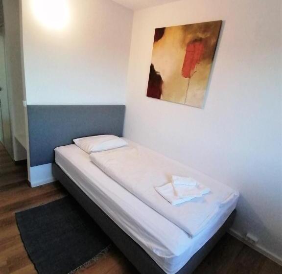 スタンダードシングルルーム, Creo Hotel Dessau