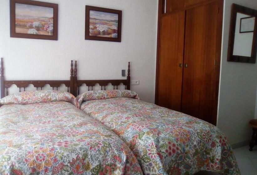 Номер Стандарт, Hostal Muriel