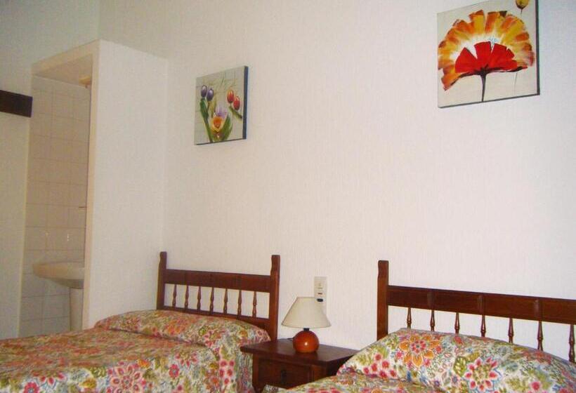 חדר סטנדרט חדר אמבטיה משותף, Hostal Muriel