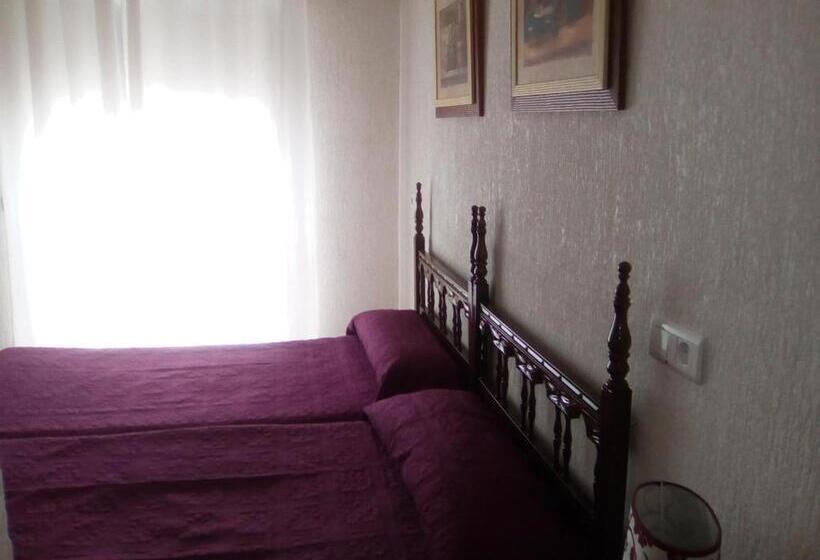 Номер Стандарт, Hostal Muriel