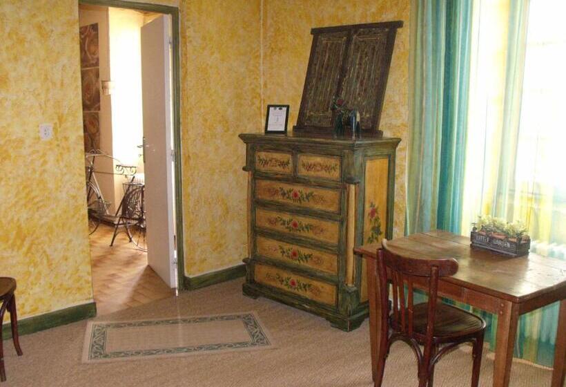 חדר משפחתי, La Flambée