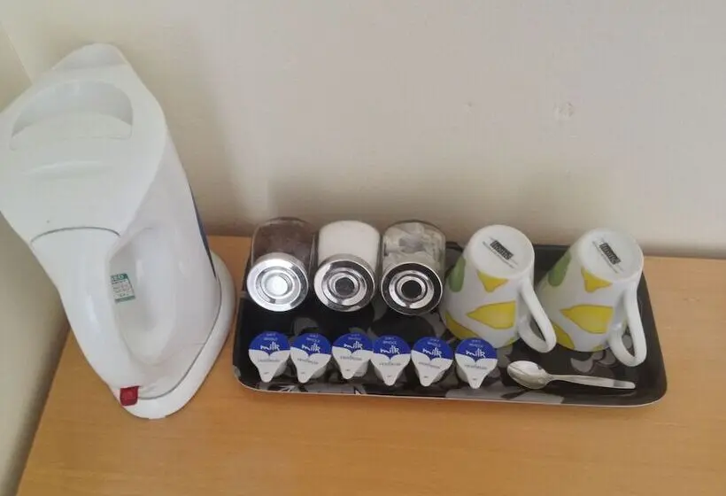 スタンダードシングルルーム, Malvern Lodge Guest House  Close To Beach, Train Station & Southend Airport