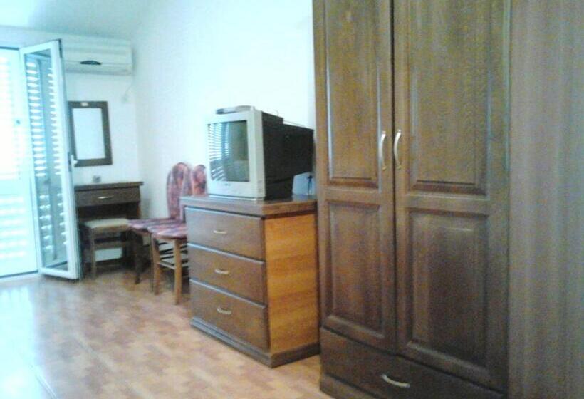 استودیوی استاندارد با چشم‌انداز دریا, Oaza Guest House