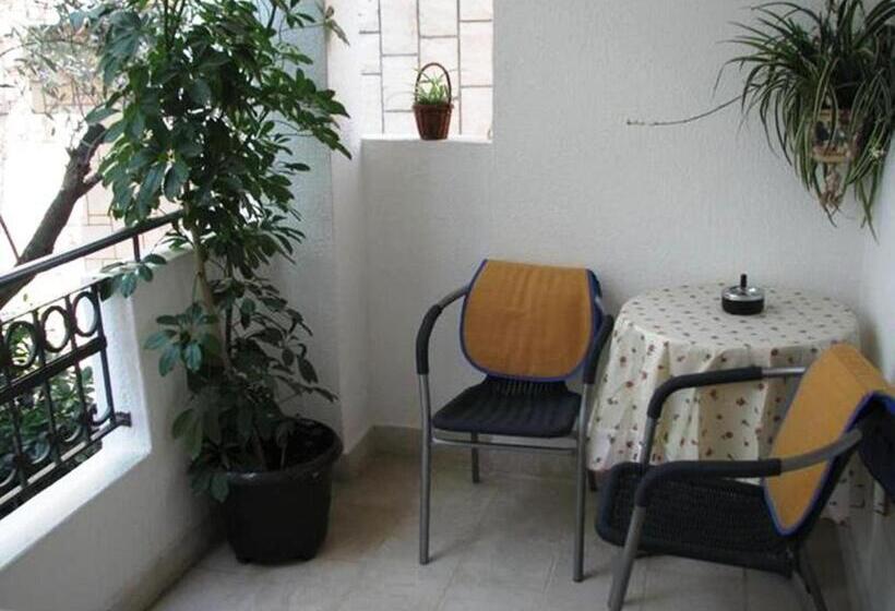 استودیو استاندارد با چشم‌انداز دریا, Oaza Guest House