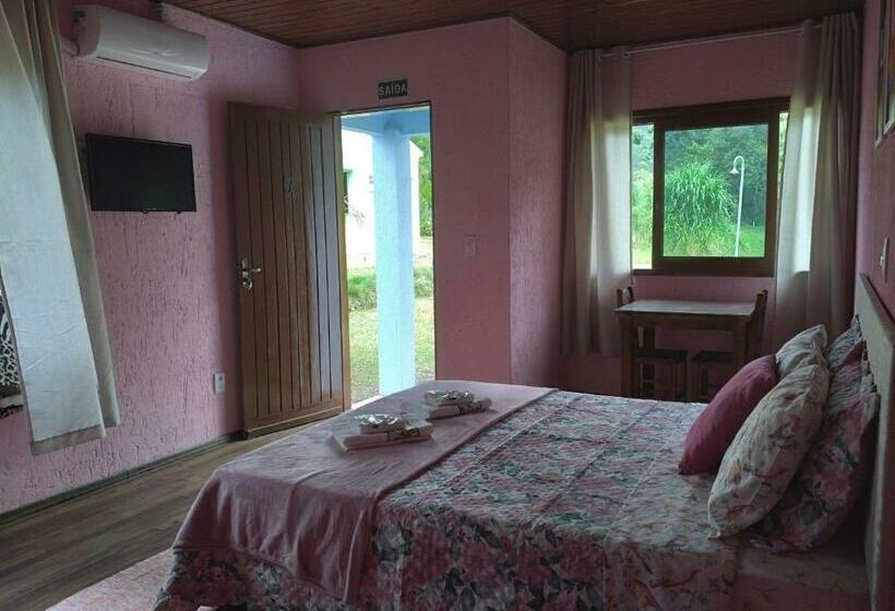 جناح, Pousada Malacara