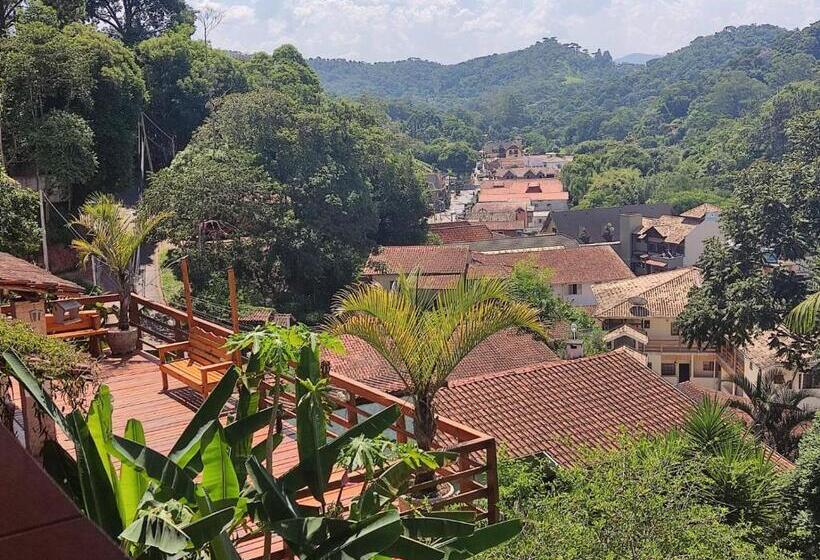 스탠다드 트리플 발코니 룸, Pousada Pinhalense