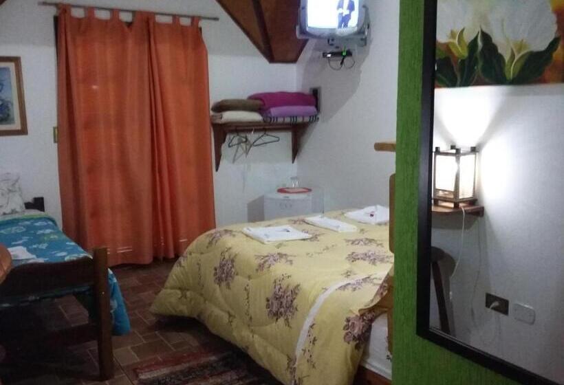 스탠다드 트리플 발코니 룸, Pousada Pinhalense