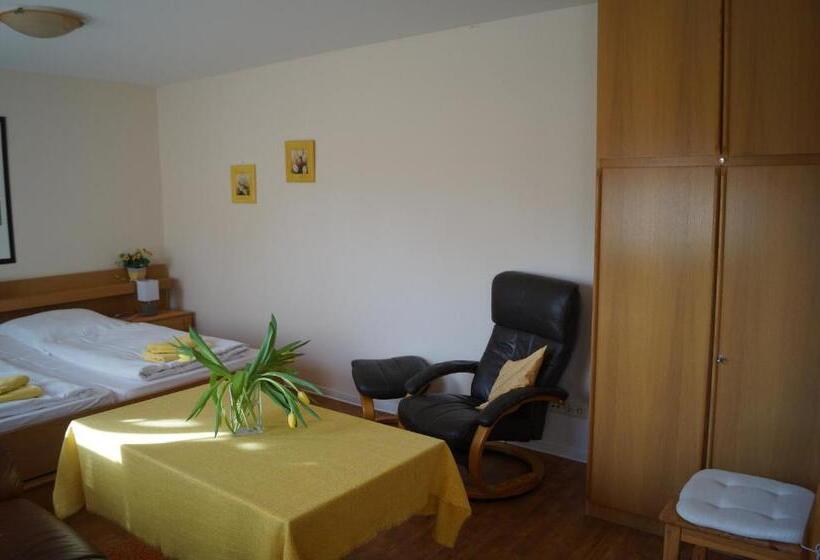 标准工作室, Reiterhof Wollesen