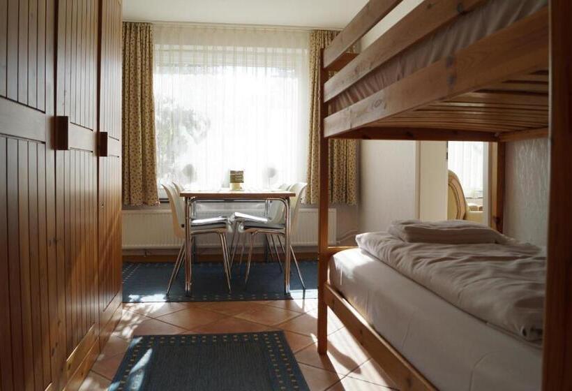 带2个卧室的公寓, Reiterhof Wollesen