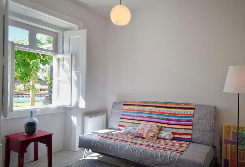 침실 2개 아파트, Train Spot Guesthouse