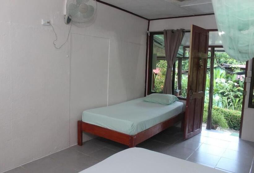 スタンダードルーム, Mirians Place Drake