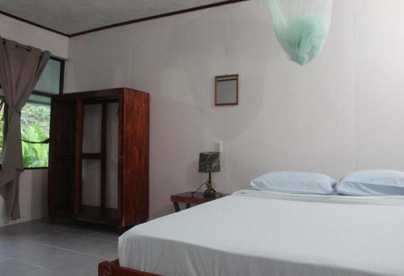 スタンダードルーム, Mirians Place Drake