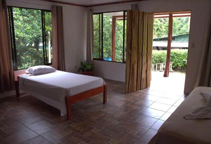 デラックスルーム, Mirians Place Drake