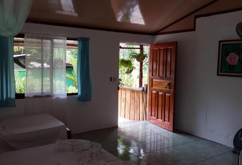 ベーシックファミリールーム, Mirians Place Drake