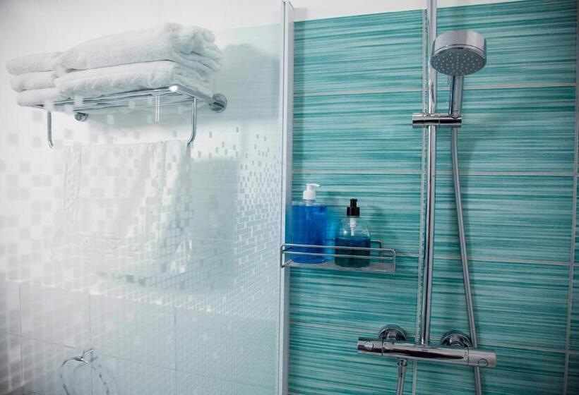 استودیوی استاندارد, Apart Hotel 46a