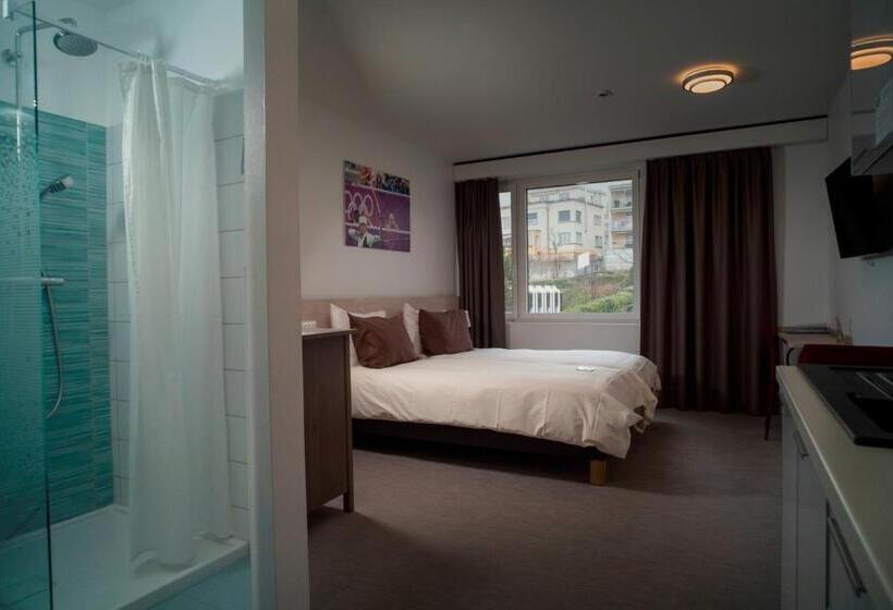 استودیوی استاندارد, Apart Hotel 46a