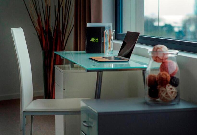 Standard studio with lake view, Apart Hotel 46a