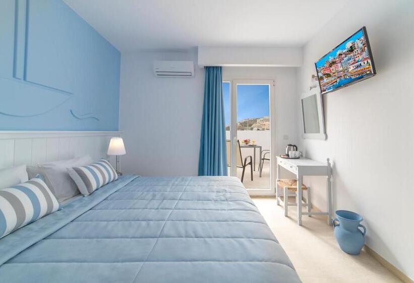 غرفة سوبيريور مطلّة علي البحر, Naiades Marina