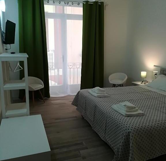 Номер Стандарт с Балконом, B.house