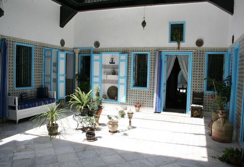 سوییت, Dar Hassine Allani