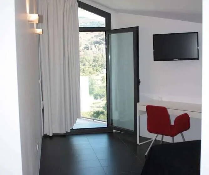 اتاق استاندارد, Hostal Tres Campanas