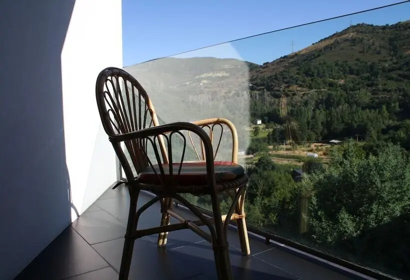 اتاق استاندارد, Hostal Tres Campanas