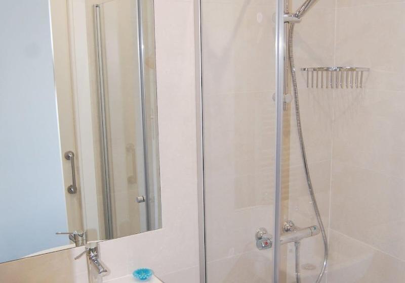 Номер Стандарт Индивидуальный, Hostal Tres Campanas