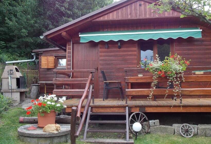 一居室别墅, Ubytovani U švýcarů