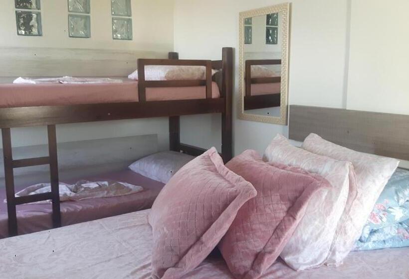 Cameră cvadruplă standard cu balcon, Pousada Estrela Da Manhã