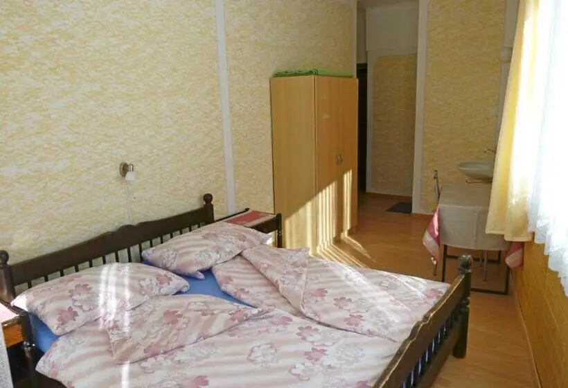 اتاق استاندارد, Pension Schönblick