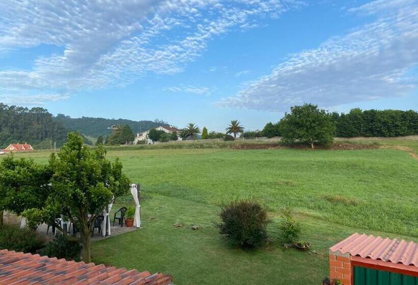 标准间, Hospedaje Oreña