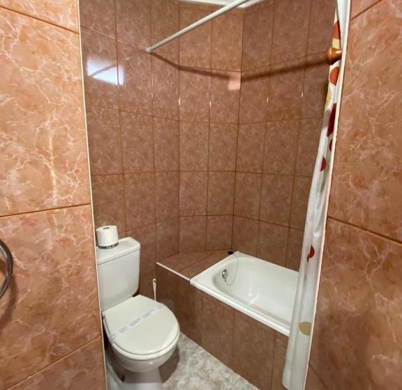 标准间, Hospedaje Oreña