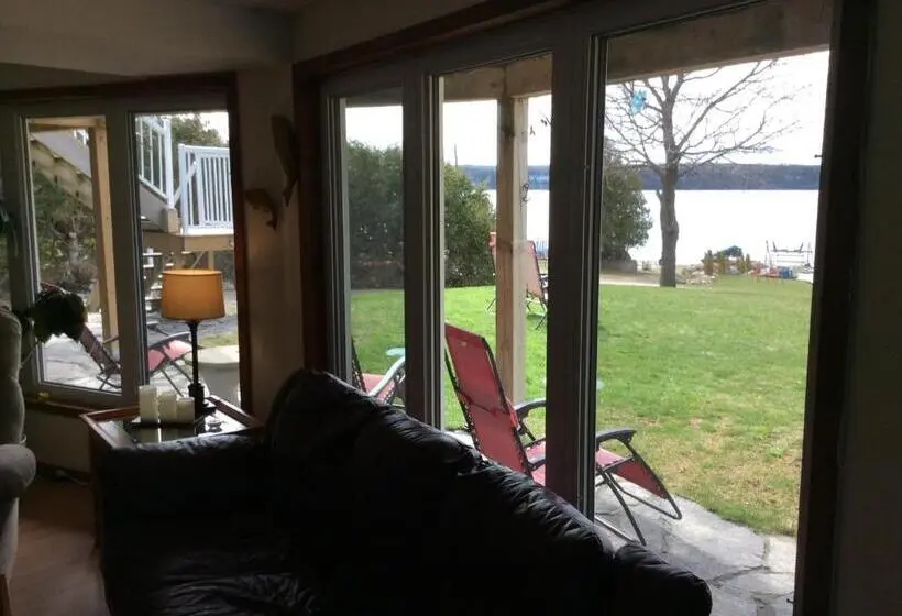 スイート, N  This On The Bay  Lower Level Vacation Suite