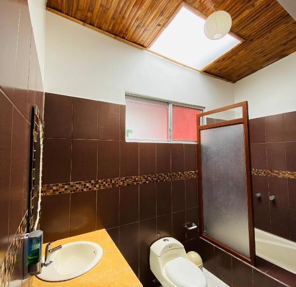 Family Suite, Zurisadai