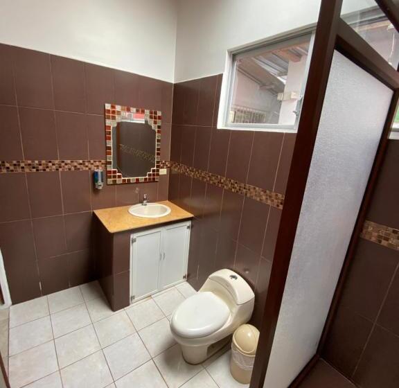 Family Suite, Zurisadai