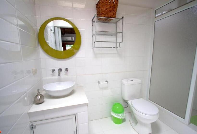 Номер Стандарт Трехместный, Zurisadai