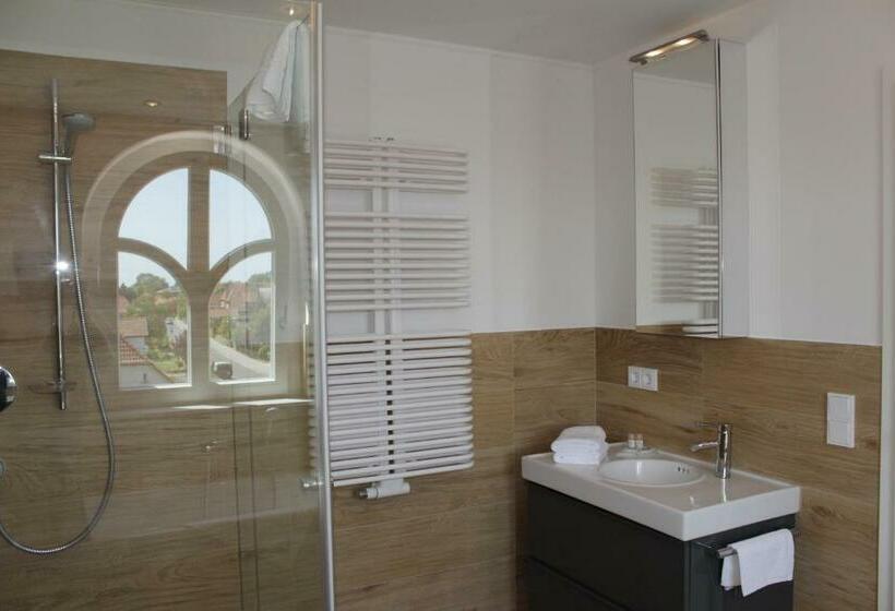 סוויטת ג'וניור עם מרפסת, Pension Strandschloss Arielle