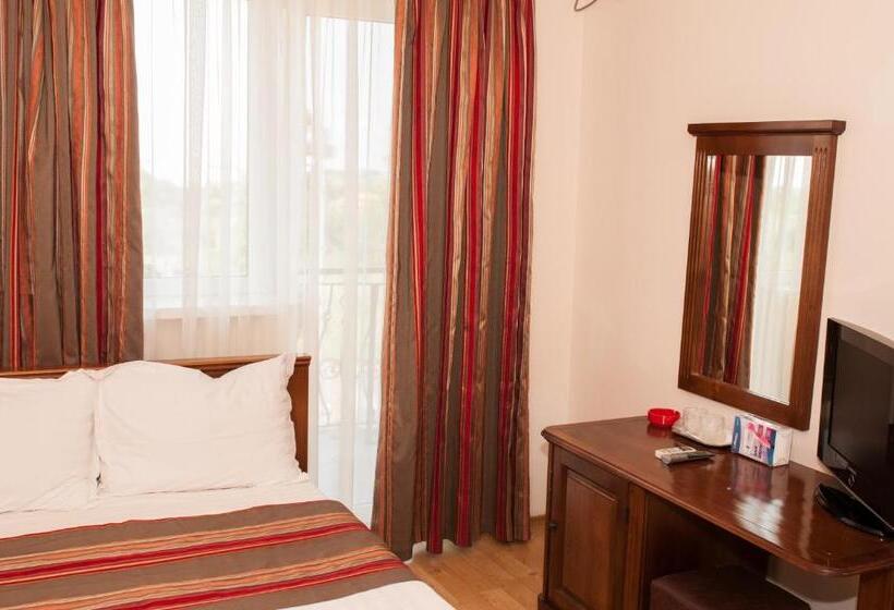 חדר סטנדרט, Pensiunea Ingrid