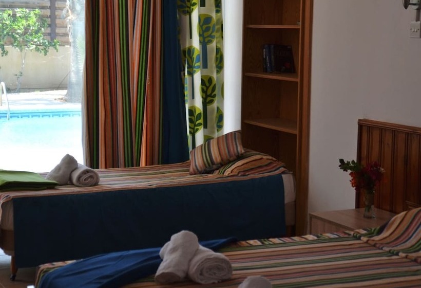 标准工作室, Periyiali Apartments